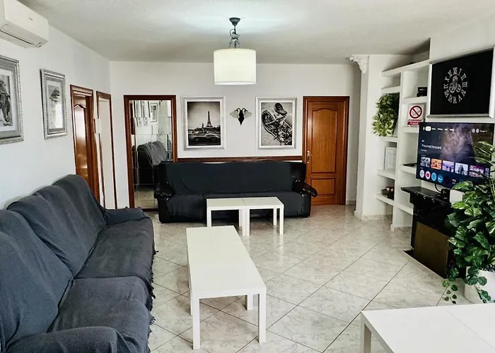 Carmina Villa *